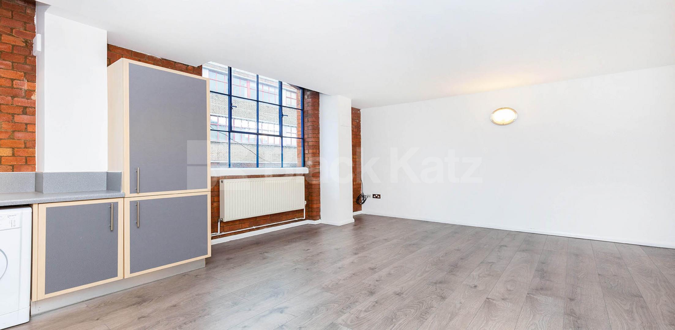 			2 Bedroom, 1 bath, 1 reception Apartment			 Dove Road, ISLINGTON/CANONBURY